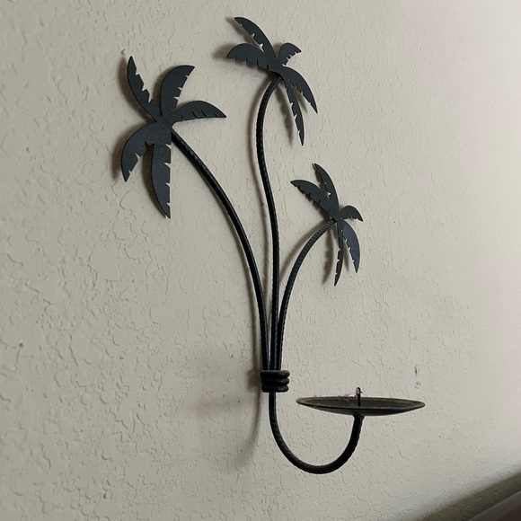 Set of 2 black metal palm tree candle holder wall decor - Picture 5 of 10